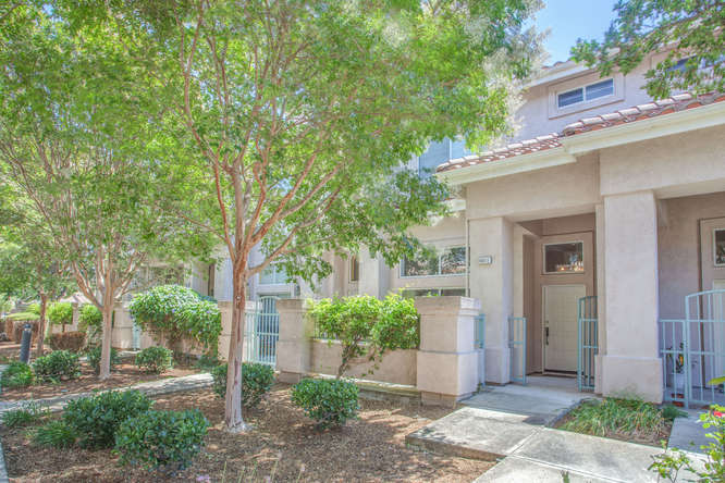 6011 Milano Terrace